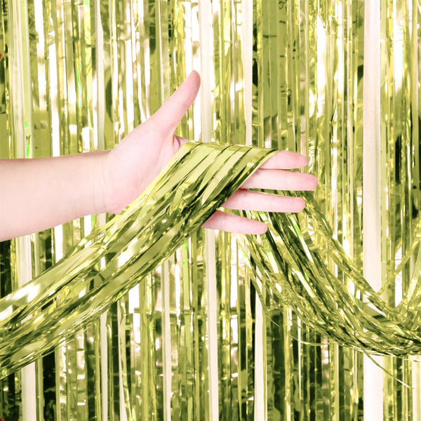 3ft X 6.5ft FOIL FRINGE CURTAIN - METALLIC LIGHT GREEN - LA Balloons
